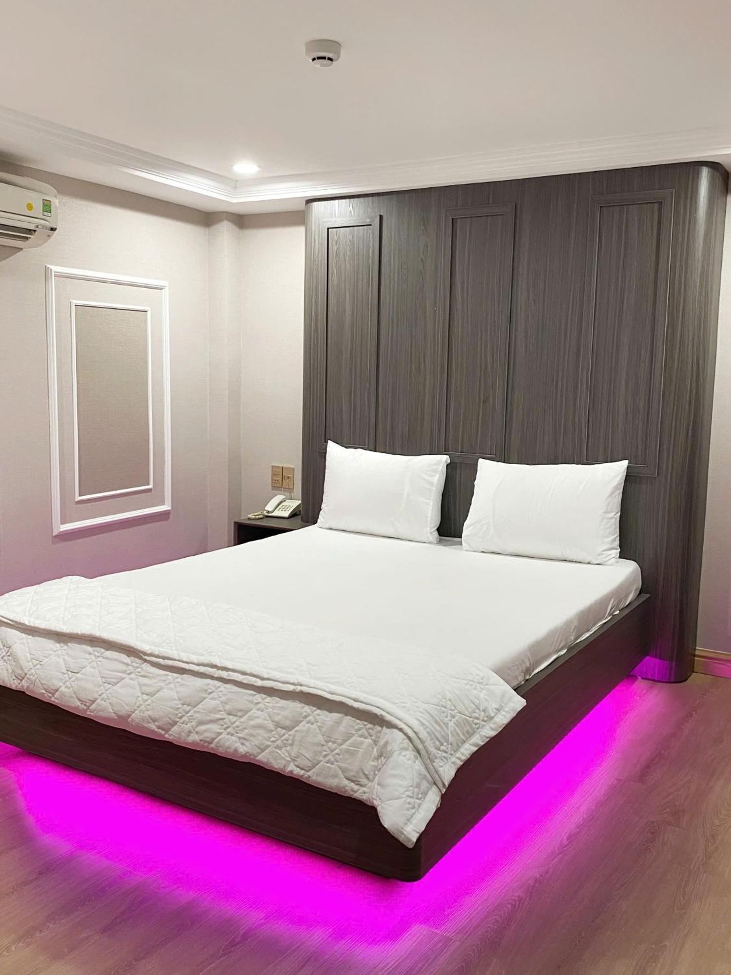 Thanh Binh Premium Hotel โฮจิมินห์ซิตี้ ภายนอก รูปภาพ